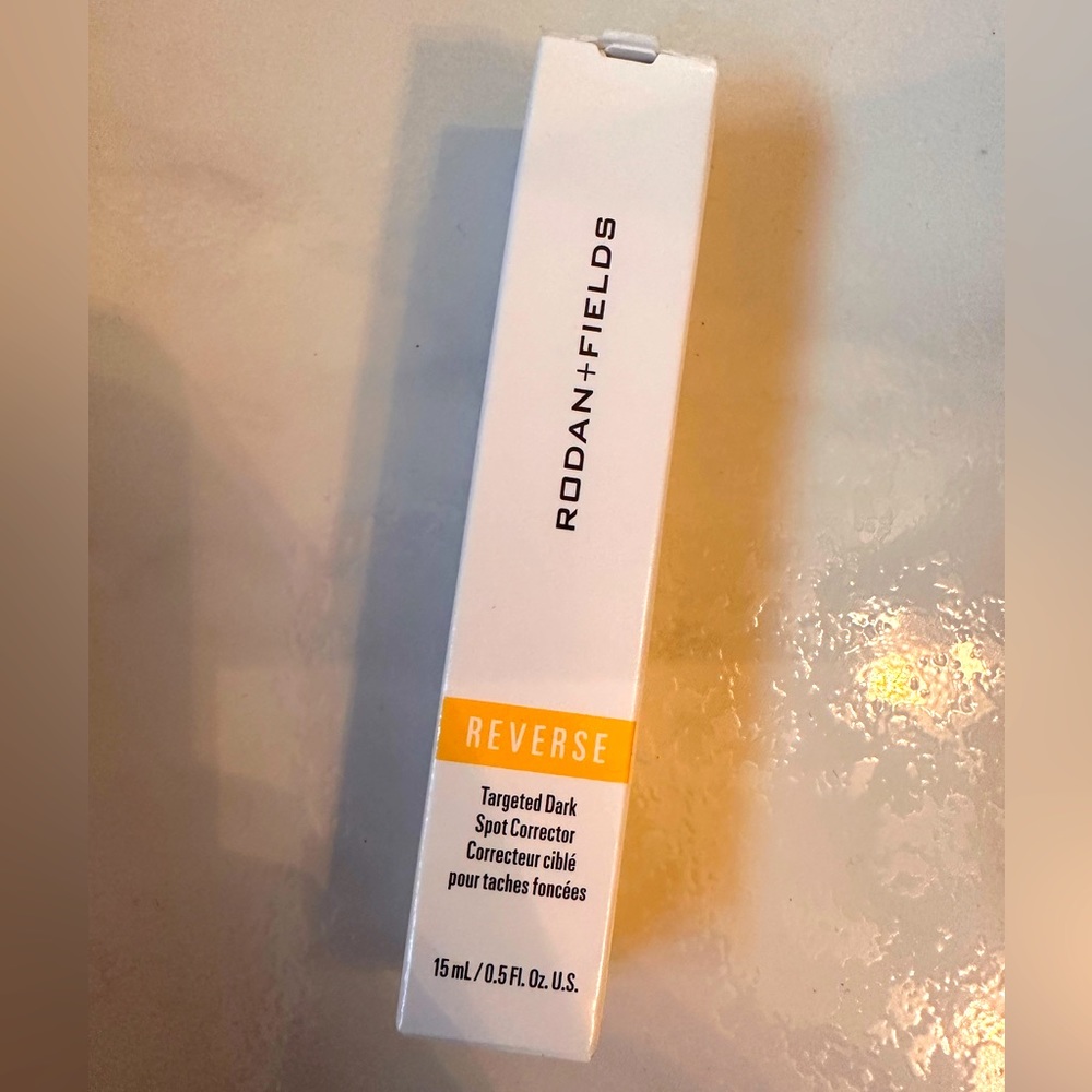New in box Rodan and Fields Targeted Dark Spot Corrector